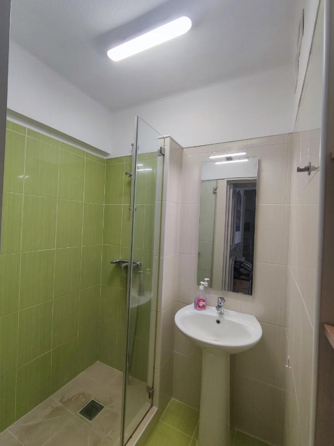Appartamento Aconchegante T3 Em Telheiras Lisbona Esterno foto