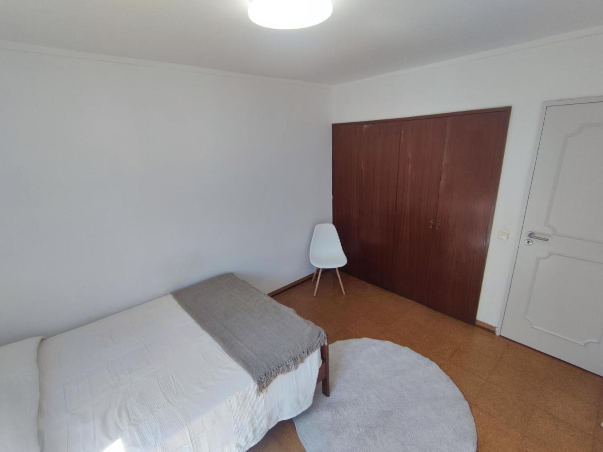 Appartamento Aconchegante T3 Em Telheiras Lisbona Esterno foto
